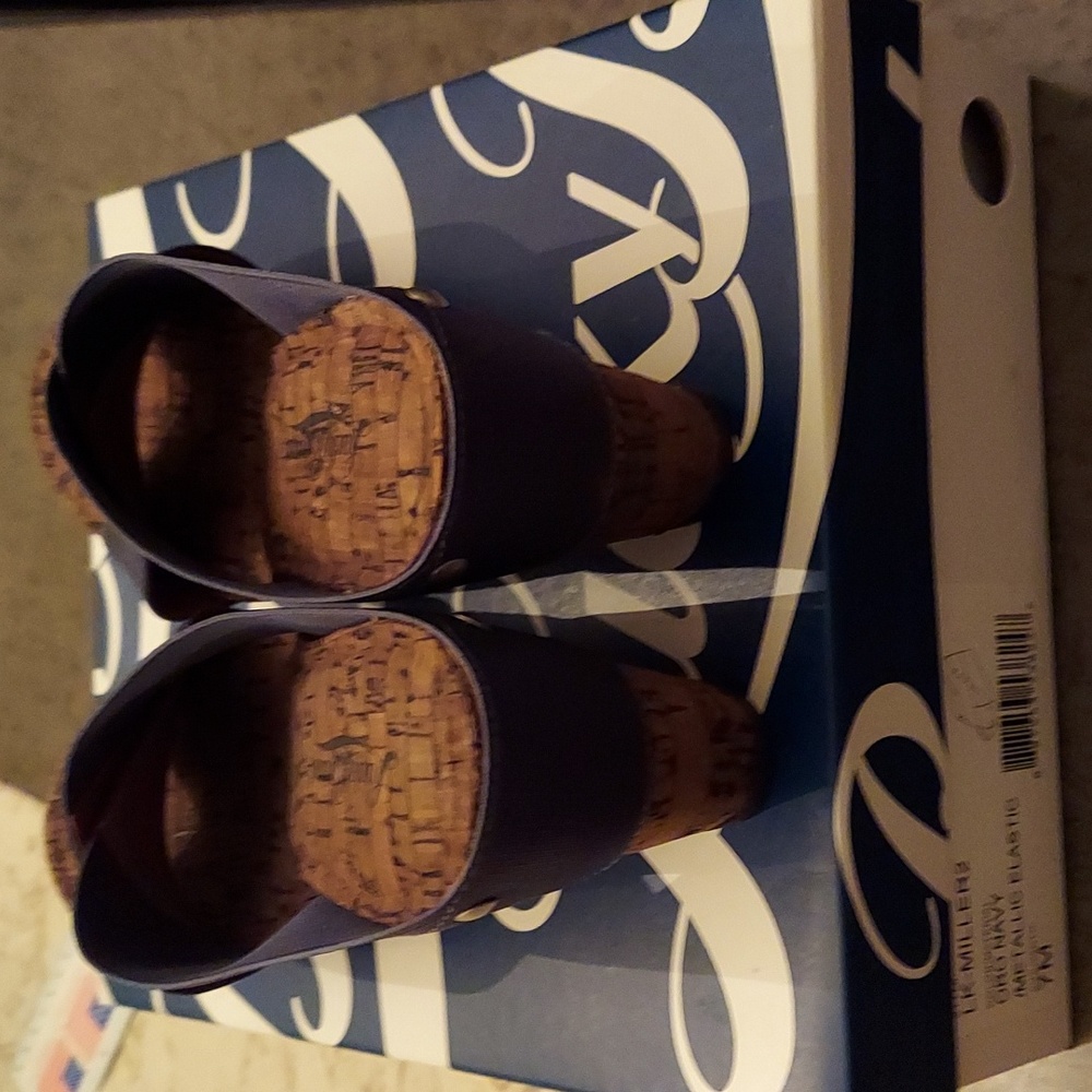Lucky Brand Wedge sandals - Picture 4 of 6